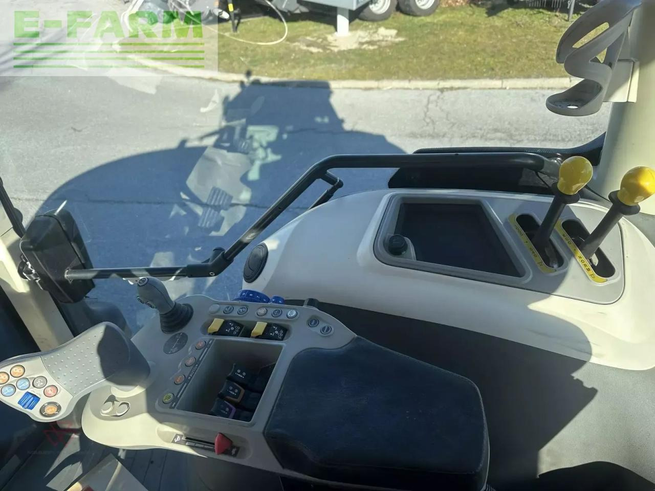 Farm tractor McCormick mc cormick mc 7.660: picture 12