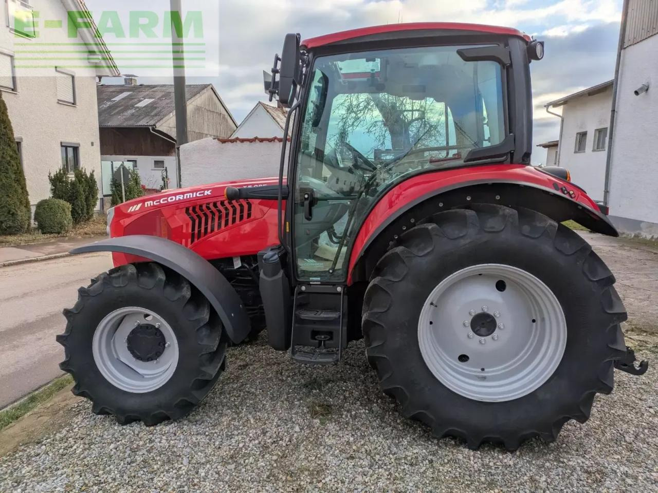 McCormick x5.085 - Farm tractor: picture 2 McCormick x5.085 - Farm tractor: picture 2