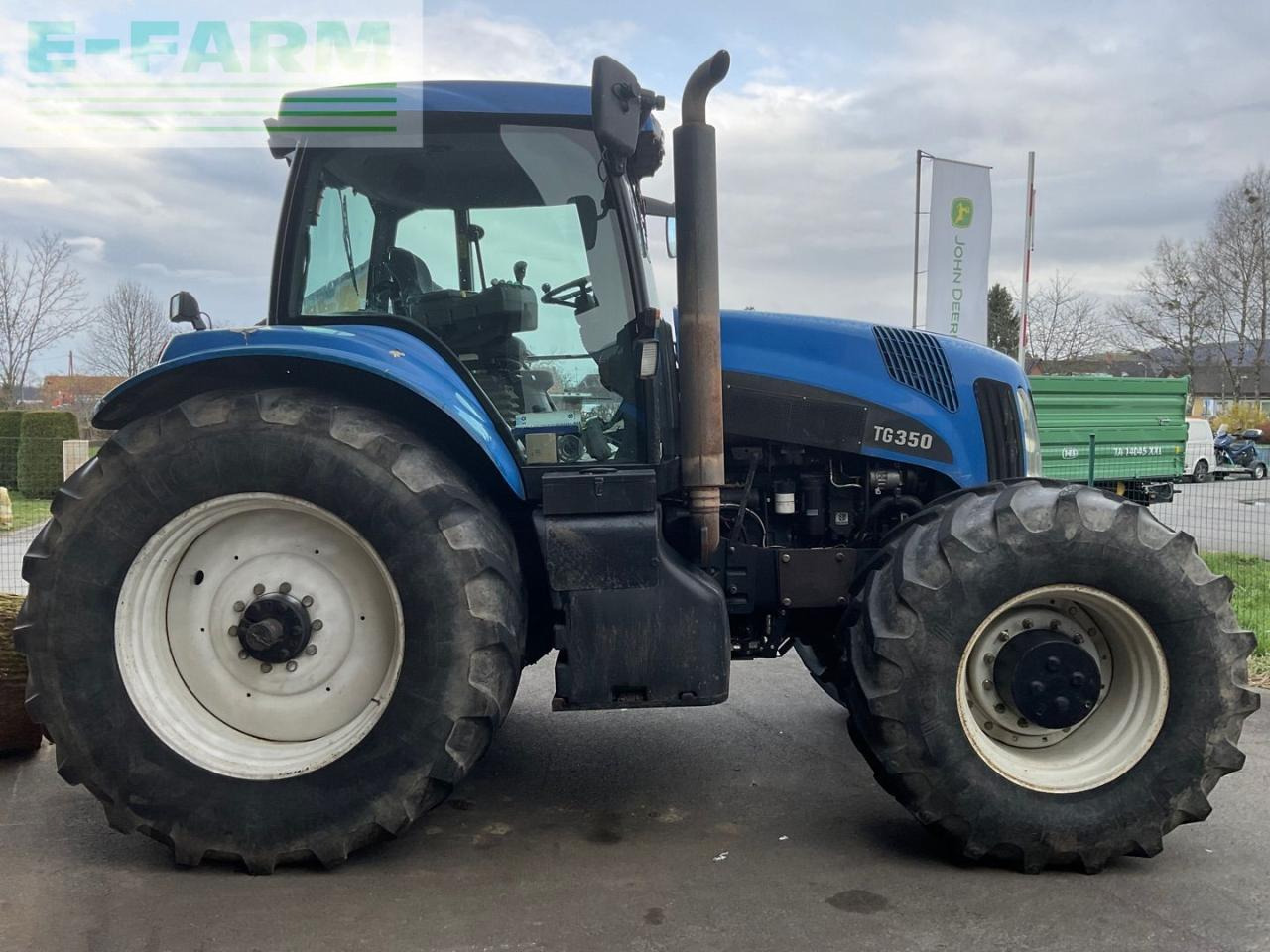 New Holland TG 285 - Farm tractor: picture 5 New Holland TG 285 - Farm tractor: picture 5