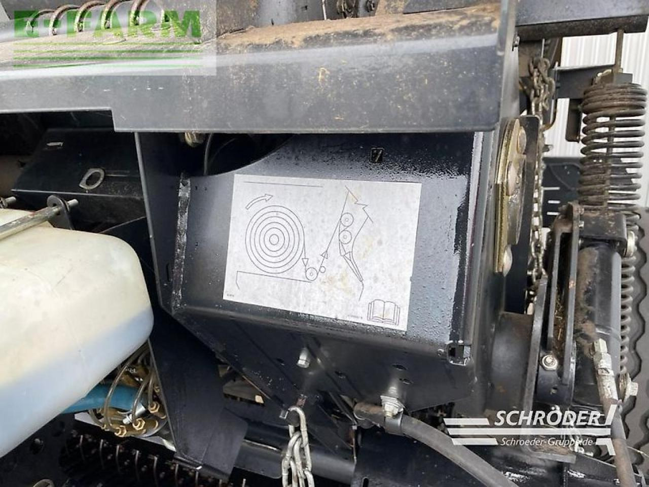 Square baler New Holland roll-belt 180 cropcutter: picture 14