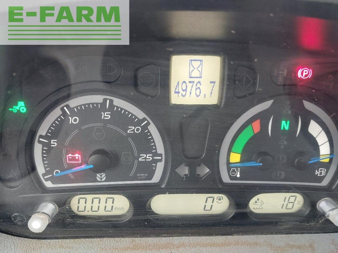 New Holland t6.155 - Farm tractor: picture 5 New Holland t6.155 - Farm tractor: picture 5