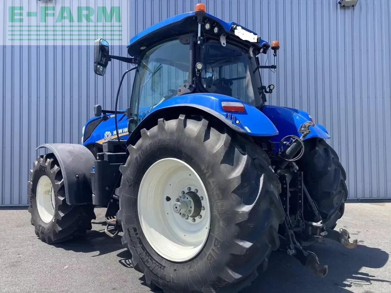Farm tractor New Holland t7.270 auto command: picture 6