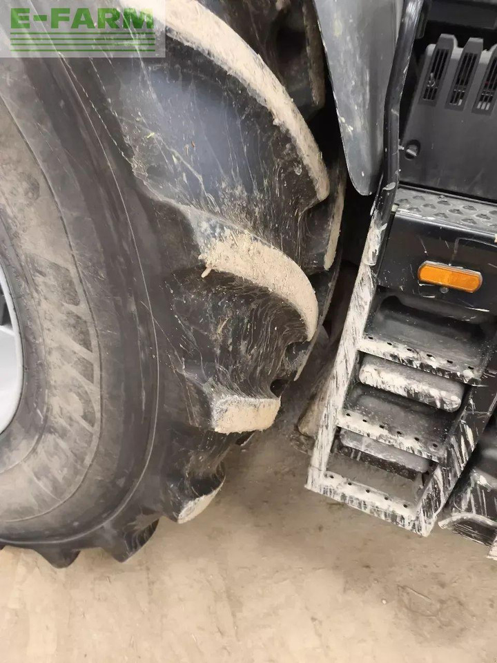 Farm tractor New Holland t7.315 hd HD: picture 6