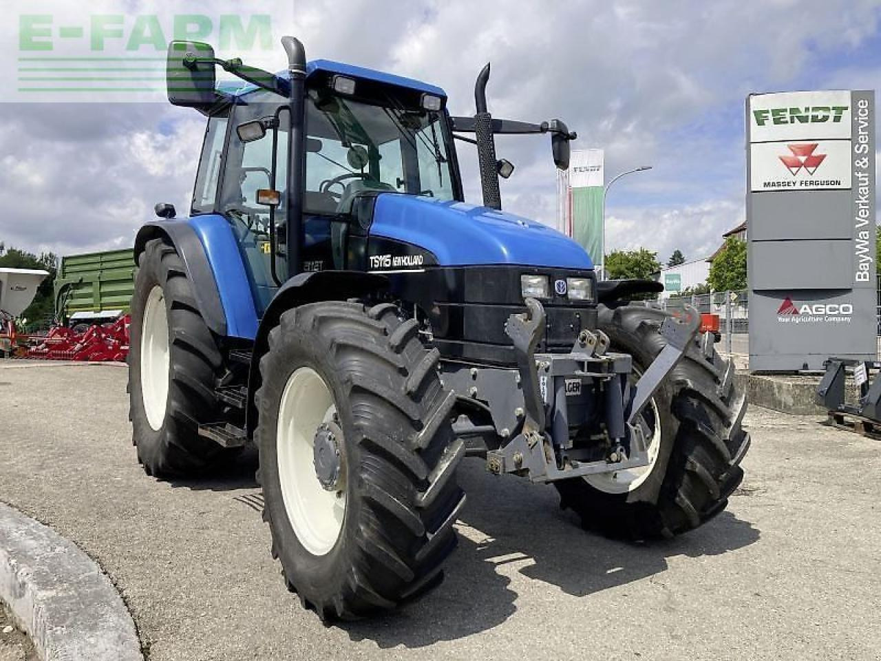 New Holland ts 115 - Farm tractor: picture 2 New Holland ts 115 - Farm tractor: picture 2