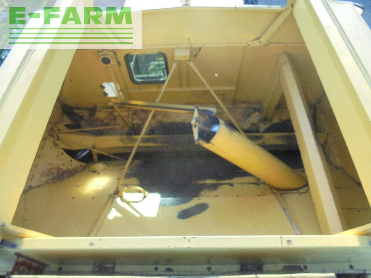 Combine harvester New Holland tx68fs: picture 8 Combine harvester New Holland tx68fs: picture 8