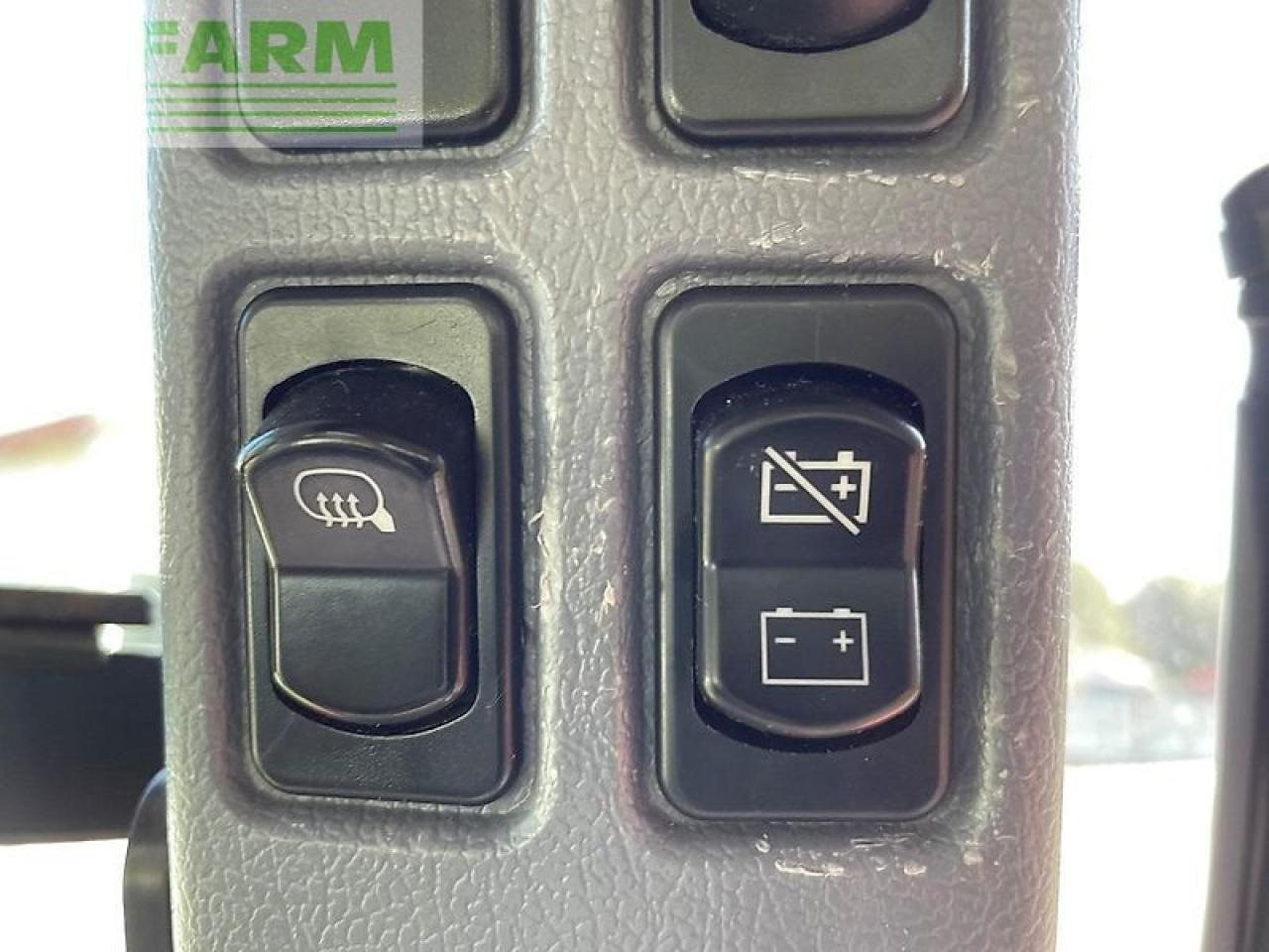 Farm tractor Steyr 6170 cvt: picture 27