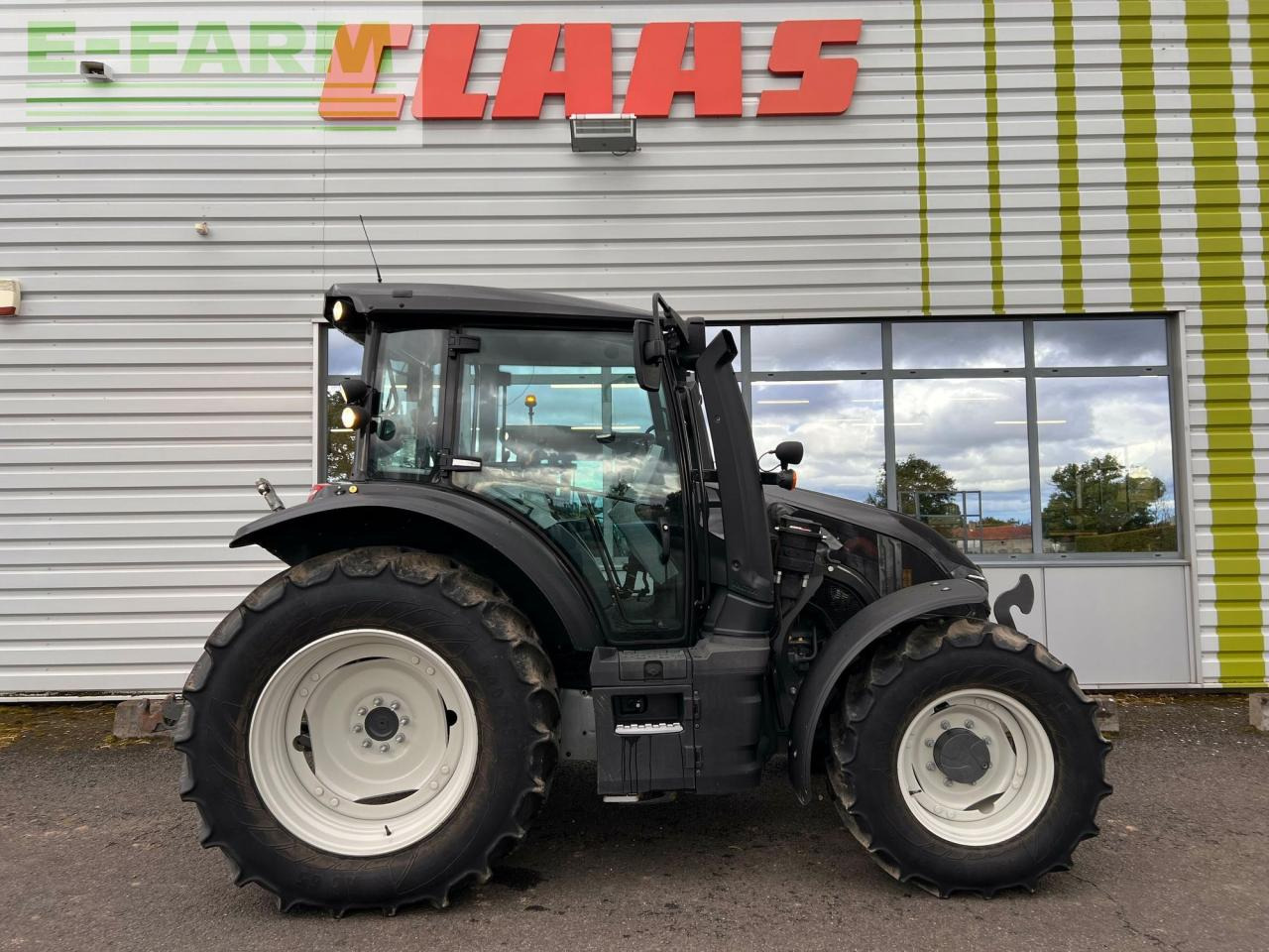 Valtra g 105 - Farm tractor: picture 2 Valtra g 105 - Farm tractor: picture 2