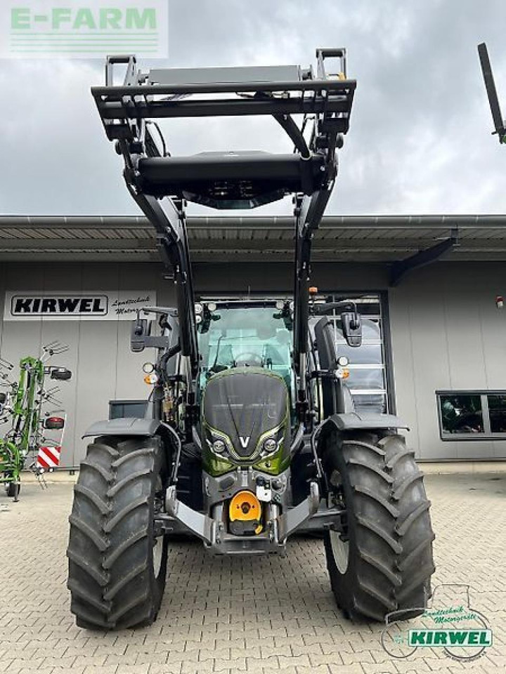 Farm tractor Valtra n 155 active Active: picture 7 Farm tractor Valtra n 155 active Active: picture 7