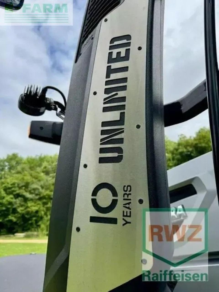 Valtra q305 - Farm tractor: picture 4 Valtra q305 - Farm tractor: picture 4