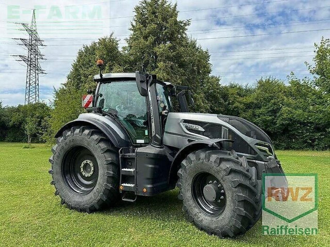 Valtra q305 - Farm tractor: picture 5 Valtra q305 - Farm tractor: picture 5