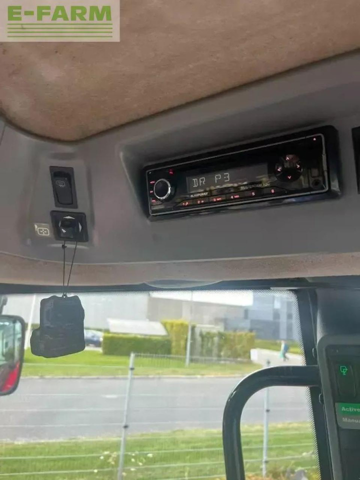 Farm tractor Valtra t 202 d: picture 23