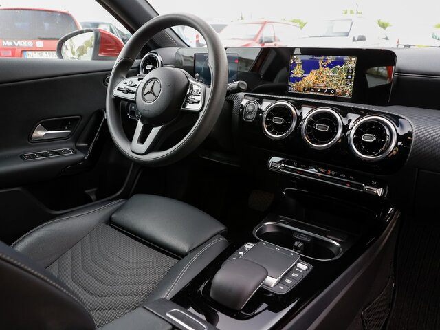 MERCEDES-BENZ A 180 Style,Autom.,8 fach Bereift - Sedan: picture 2 MERCEDES-BENZ A 180 Style,Autom.,8 fach Bereift - Sedan: picture 2