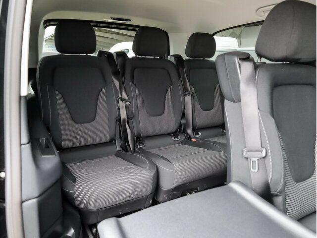 MERCEDES-BENZ EQV 300 Extralang,8Sitze,2xelektr.Schiebetür,LED - Passenger van, Electric van: picture 4 MERCEDES-BENZ EQV 300 Extralang,8Sitze,2xelektr.Schiebetür,LED - Passenger van, Electric van: picture 4