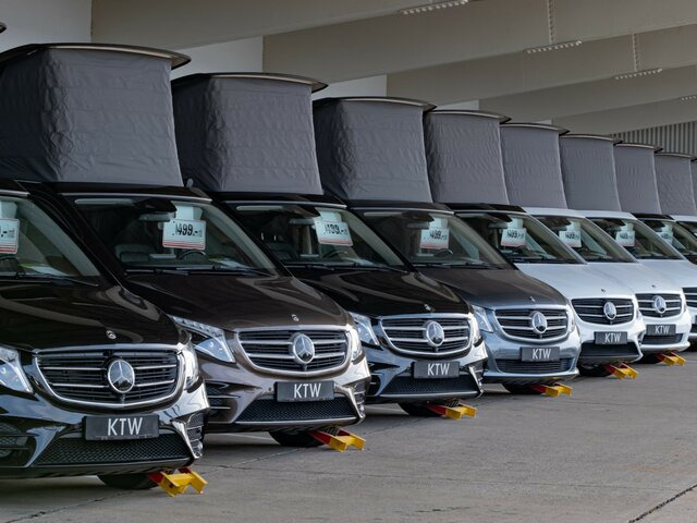 MERCEDES-BENZ EQV 300 lang,7-Sitze,2xel.Schiebetür,LED,2xKlima - Passenger van, Electric van: picture 5 MERCEDES-BENZ EQV 300 lang,7-Sitze,2xel.Schiebetür,LED,2xKlima - Passenger van, Electric van: picture 5