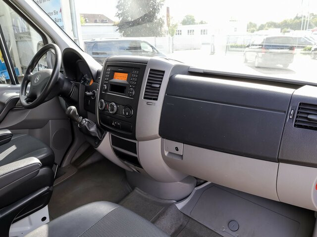 MERCEDES-BENZ Sprinter 316CDI DOKA,Allrad,AHK,Standhzg.... - Open body delivery van, Combi van: picture 3 MERCEDES-BENZ Sprinter 316CDI DOKA,Allrad,AHK,Standhzg.... - Open body delivery van, Combi van: picture 3