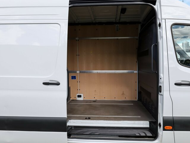 MERCEDES-BENZ Sprinter 317 CDI,3665mm,Automatik,Kamera - Panel van: picture 2 MERCEDES-BENZ Sprinter 317 CDI,3665mm,Automatik,Kamera - Panel van: picture 2