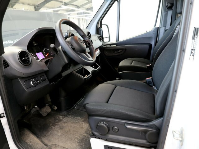 MERCEDES-BENZ Sprinter 319CDI DOKA,Allrad,Automatik,LED - Open body delivery van, Combi van: picture 2 MERCEDES-BENZ Sprinter 319CDI DOKA,Allrad,Automatik,LED - Open body delivery van, Combi van: picture 2