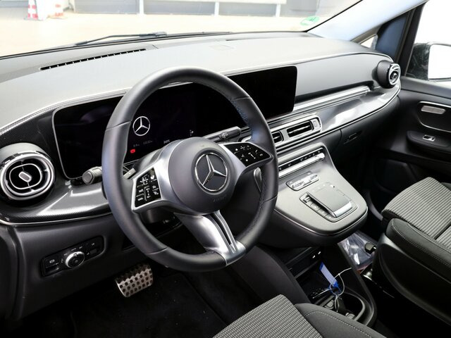 MERCEDES-BENZ V 220 d STYLE kompakt,8Sitzer,Standheizung,AHK - Passenger van: picture 2 MERCEDES-BENZ V 220 d STYLE kompakt,8Sitzer,Standheizung,AHK - Passenger van: picture 2