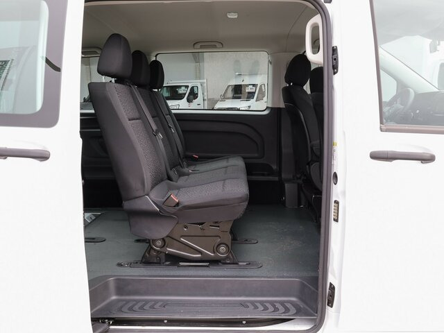 MERCEDES-BENZ Vito 114 TourerPro,Extralang,AMF Rollstuhlrampe... - Passenger van: picture 2 MERCEDES-BENZ Vito 114 TourerPro,Extralang,AMF Rollstuhlrampe... - Passenger van: picture 2