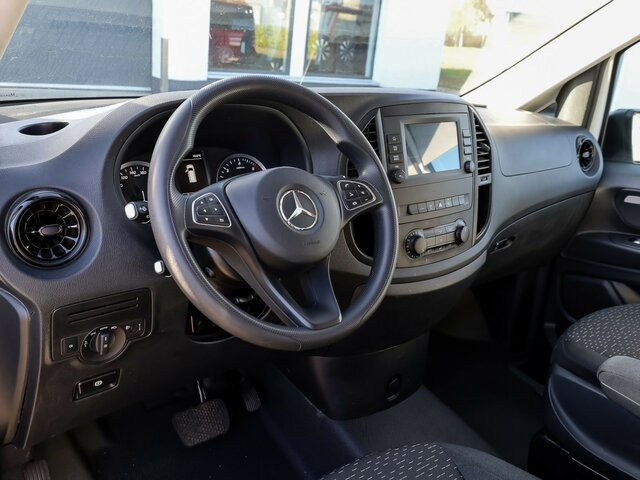 MERCEDES-BENZ Vito 114 TourerPro,lang,Automatik,8Sitze,Kamera... - Minibus, Passenger van: picture 5 MERCEDES-BENZ Vito 114 TourerPro,lang,Automatik,8Sitze,Kamera... - Minibus, Passenger van: picture 5