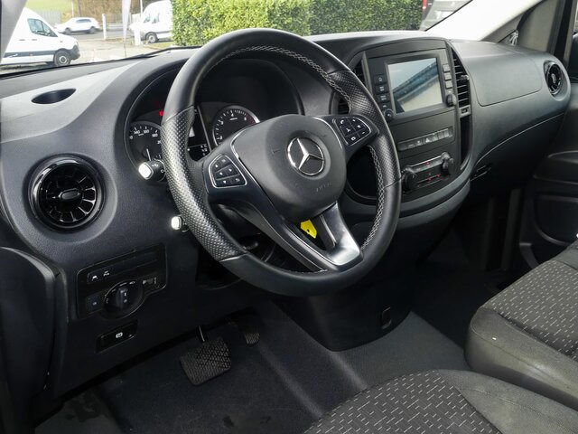 MERCEDES-BENZ Vito 116CDI lang,TourerPro,2Klima,9Sitze,Kamera - Minibus, Passenger van: picture 4 MERCEDES-BENZ Vito 116CDI lang,TourerPro,2Klima,9Sitze,Kamera - Minibus, Passenger van: picture 4