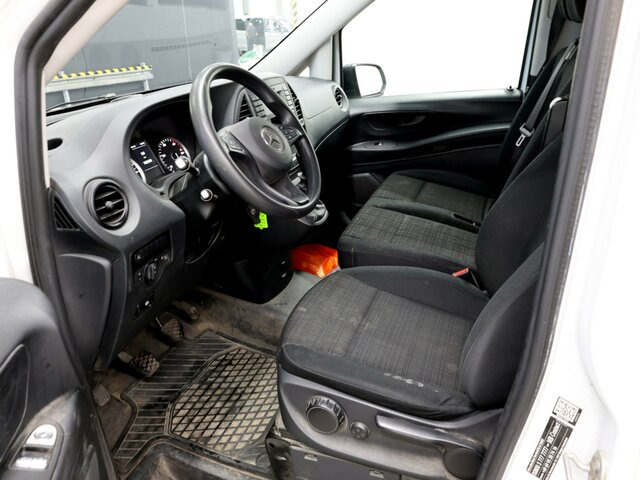 MERCEDES-BENZ Vito114CDI KA lang ,Klima,SortimoRegalsystem... - Small van: picture 2 MERCEDES-BENZ Vito114CDI KA lang ,Klima,SortimoRegalsystem... - Small van: picture 2