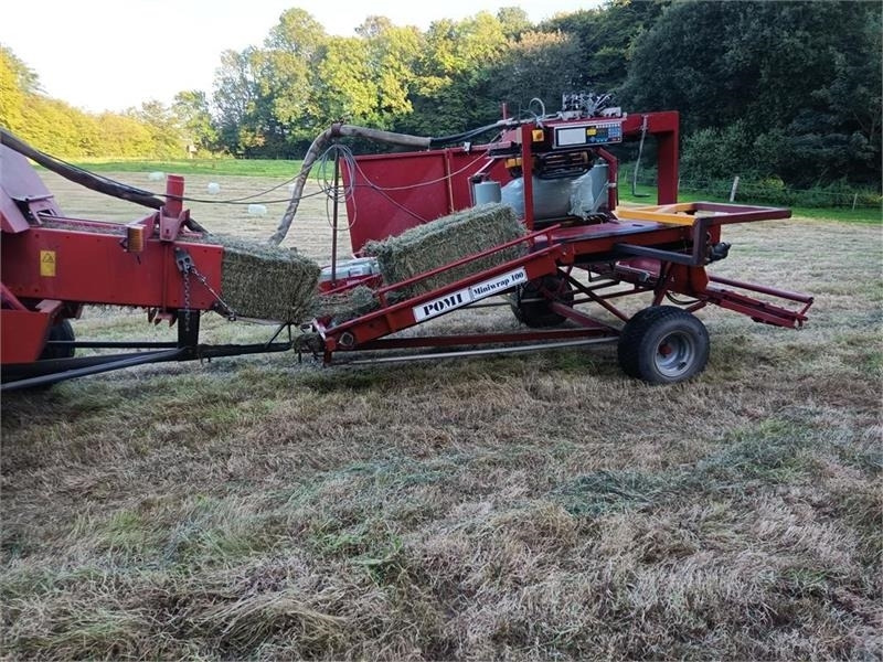 Pomi Mini 100 MF 1839 - Bale wrapper: picture 3 Pomi Mini 100 MF 1839 - Bale wrapper: picture 3