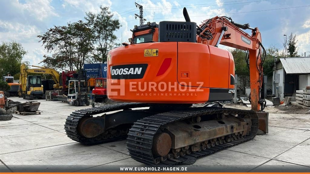 Crawler excavator Doosan Kettenbagger DX 235 LCR-5, hyd. SW OilQuick 70-55: picture 16