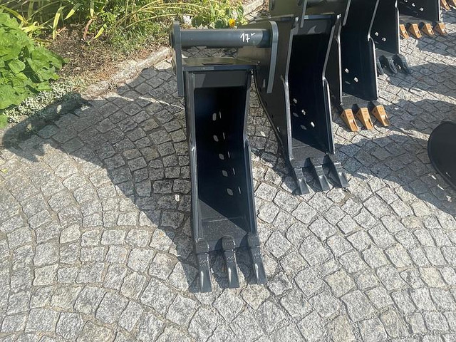 Big Tieflöffel 30 cm mit Lehnhoff MS08 Symlock Aufnahme - Bucket: picture 4 Big Tieflöffel 30 cm mit Lehnhoff MS08 Symlock Aufnahme - Bucket: picture 4