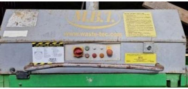 Strautmann MK 1100 Mehrkammer Ballenpresse - Industrial equipment: picture 2 Strautmann MK 1100 Mehrkammer Ballenpresse - Industrial equipment: picture 2