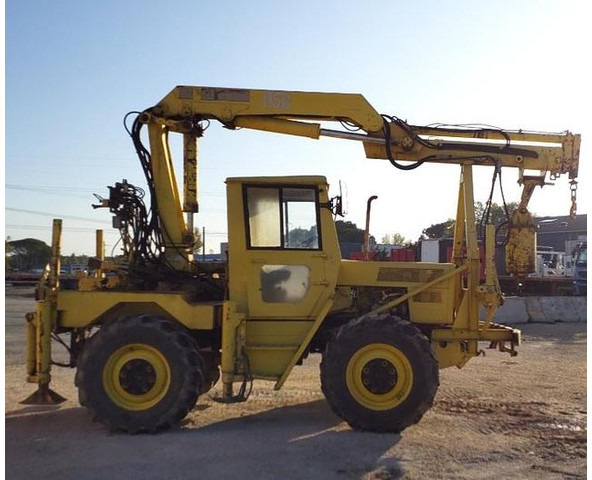 Farm tractor Mercedes-Benz MB Trac-800 Traktor: picture 18