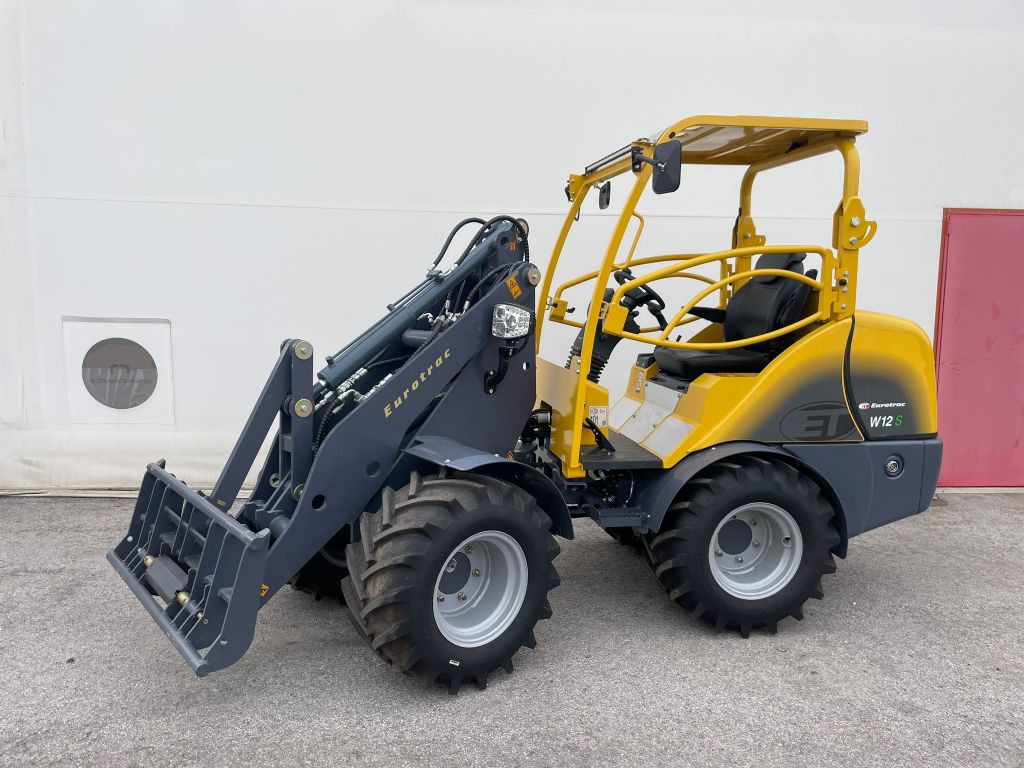 Eurotrac Eurotrac 820/W12S - Wheel loader: picture 1 Eurotrac Eurotrac 820/W12S - Wheel loader: picture 1