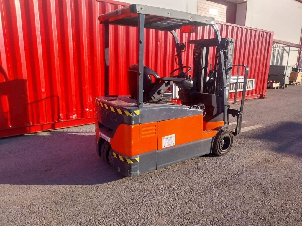 Toyota 7FBEF 20 - Electric forklift: picture 1 Toyota 7FBEF 20 - Electric forklift: picture 1
