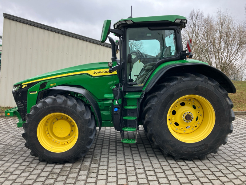 John Deere 8R340/CommandPro/HR-Gewichte/PowerGard - Farm tractor: picture 5 John Deere 8R340/CommandPro/HR-Gewichte/PowerGard - Farm tractor: picture 5