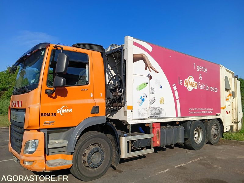 BENNE A ORDURES MENAGERES DAF - Garbage truck: picture 1 BENNE A ORDURES MENAGERES DAF - Garbage truck: picture 1