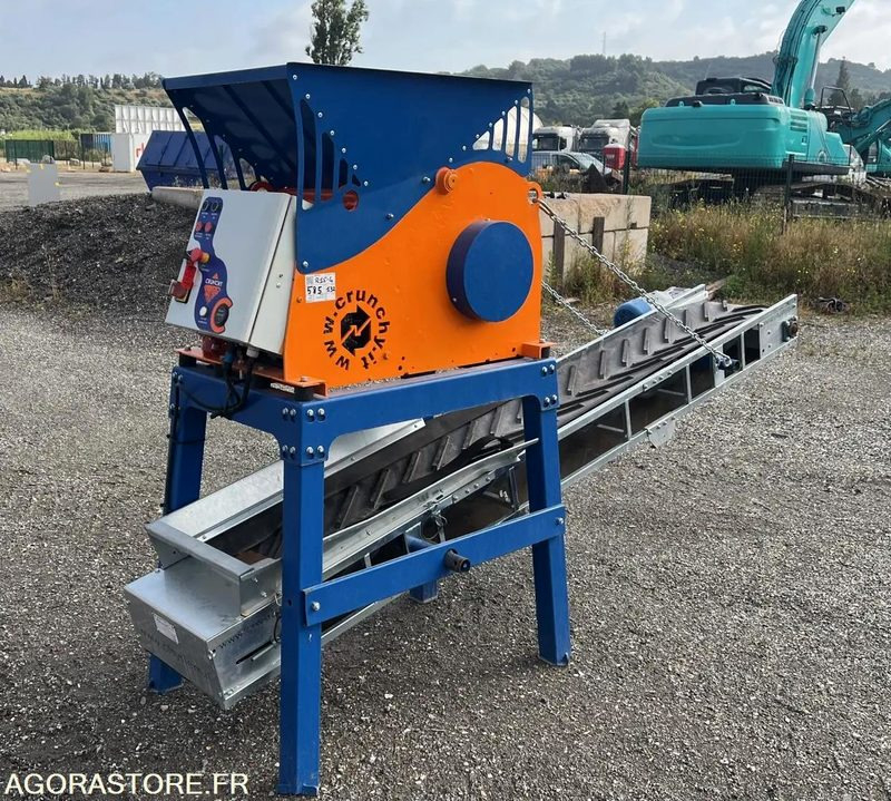 Broyeur Concasseur à béton électrique 380 V DE DEMONSTRATION - Jaw crusher: picture 1 Broyeur Concasseur à béton électrique 380 V DE DEMONSTRATION - Jaw crusher: picture 1