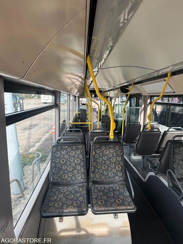 BUS HEULIEZ GX327 N°97204/4845 MEC 2008 732000KM BP-660-XW - Bus: picture 3 BUS HEULIEZ GX327 N°97204/4845 MEC 2008 732000KM BP-660-XW - Bus: picture 3