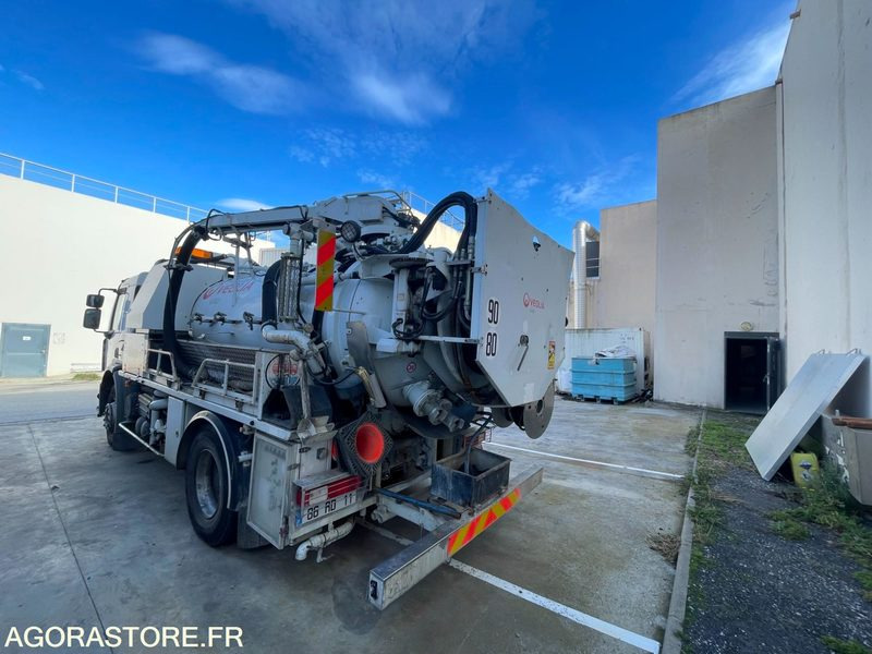 CAMION RENAULT19 HYDROCURER HUWER - 2018 / 341 258 KM - Vacuum truck: picture 4 CAMION RENAULT19 HYDROCURER HUWER - 2018 / 341 258 KM - Vacuum truck: picture 4