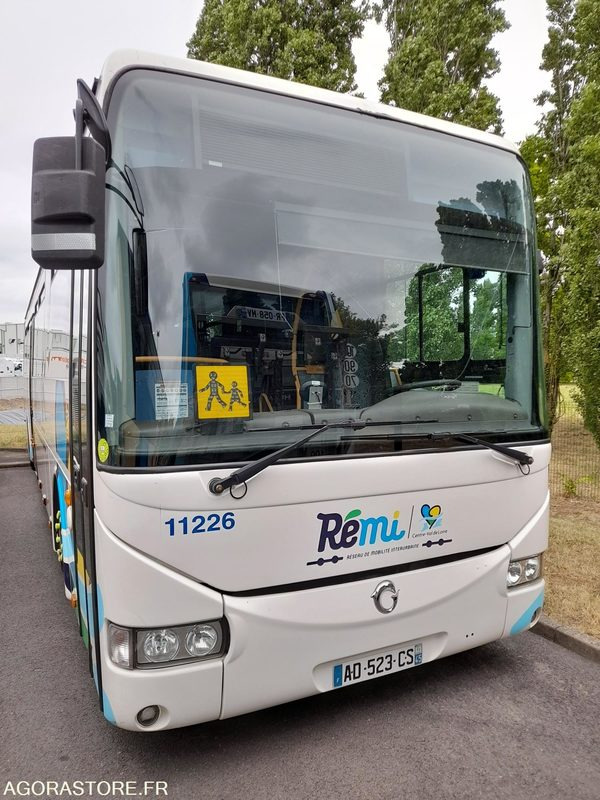 CAR-IRISBUS-RECREO-2009-647 206 KM-AD523CS (11226) - School bus: picture 1 CAR-IRISBUS-RECREO-2009-647 206 KM-AD523CS (11226) - School bus: picture 1