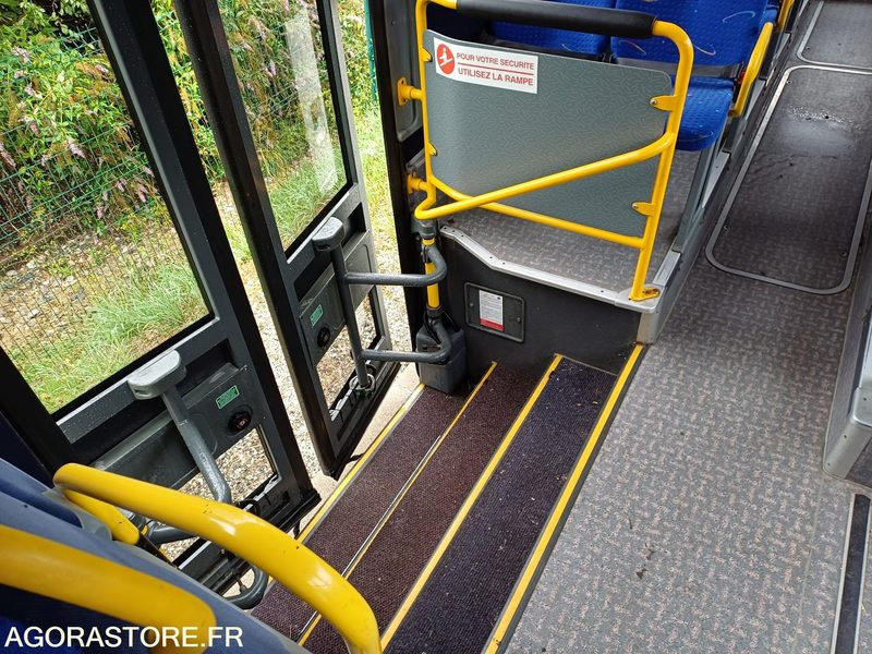 CAR MERCEDES INTOURO N° 11389 MEC 2010 / 400 000KM/ AJ-859-EH - School bus: picture 2 CAR MERCEDES INTOURO N° 11389 MEC 2010 / 400 000KM/ AJ-859-EH - School bus: picture 2