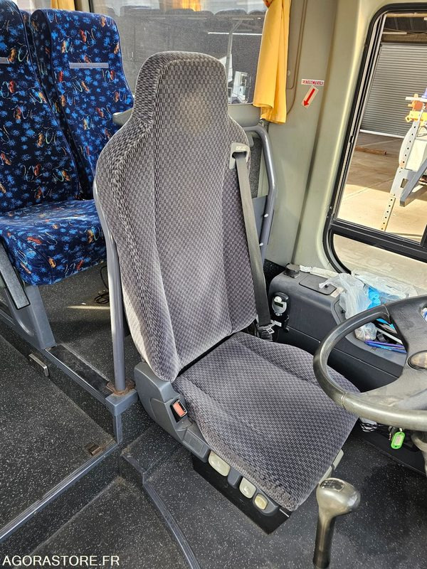 CAR SCOLAIRE TEMSA SAFARI - 2006 - 443780KM - CT226DF - School bus: picture 5 CAR SCOLAIRE TEMSA SAFARI - 2006 - 443780KM - CT226DF - School bus: picture 5