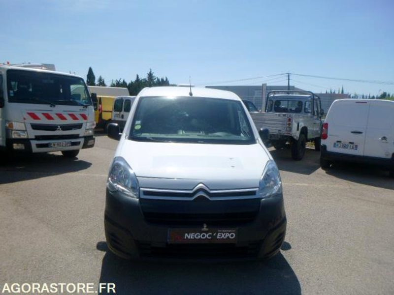 CITROEN BERLINGO UTILITAIRE BOITE AUTO - Small van: picture 2 CITROEN BERLINGO UTILITAIRE BOITE AUTO - Small van: picture 2