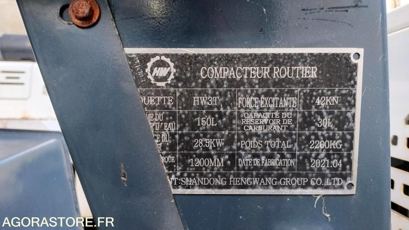 COMPACTEUR ROUTIER - Roller: picture 5 COMPACTEUR ROUTIER - Roller: picture 5