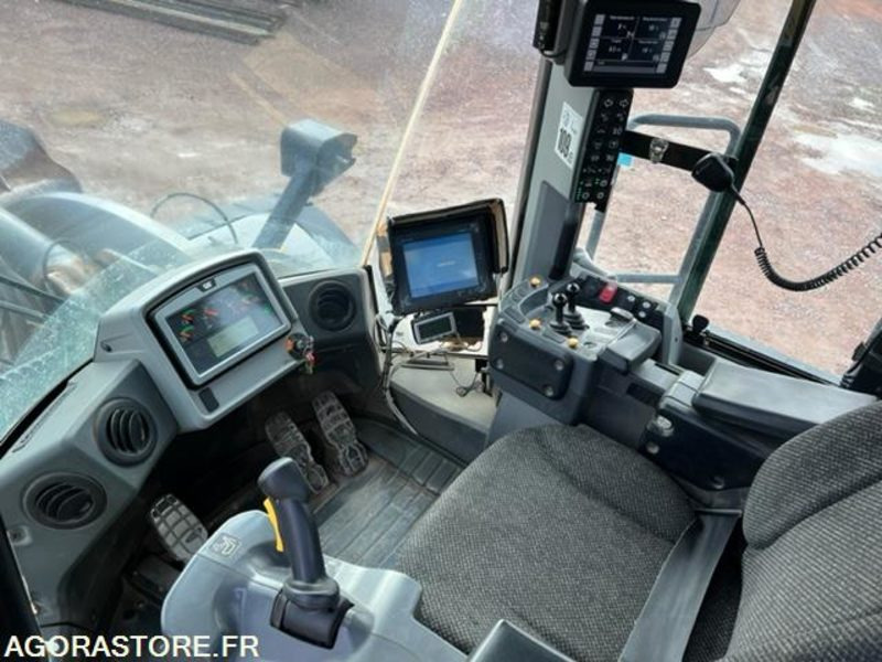 Chargeuse CATERPILLAR 982M de 2017 - 10 516 HEURES - Loader: picture 3 Chargeuse CATERPILLAR 982M de 2017 - 10 516 HEURES - Loader: picture 3