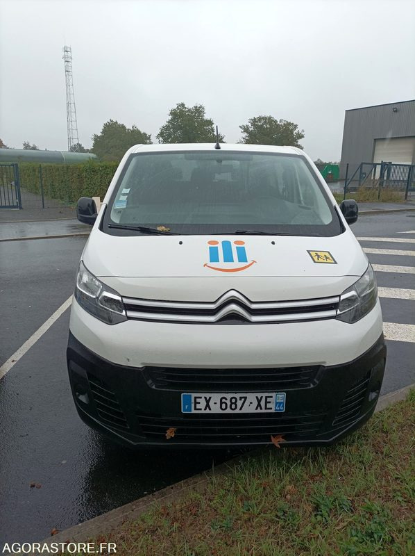 EX-687-XE - Roulant - CITROEN JUMPY SPACE TOURER - VP - 239 512 Kms - Minibus, Passenger van: picture 1 EX-687-XE - Roulant - CITROEN JUMPY SPACE TOURER - VP - 239 512 Kms - Minibus, Passenger van: picture 1
