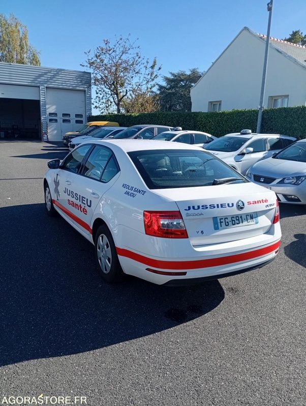 FG-691-CN - Roulant - SKODA Octavia - VP - 395 000 Kms - Car: picture 3 FG-691-CN - Roulant - SKODA Octavia - VP - 395 000 Kms - Car: picture 3