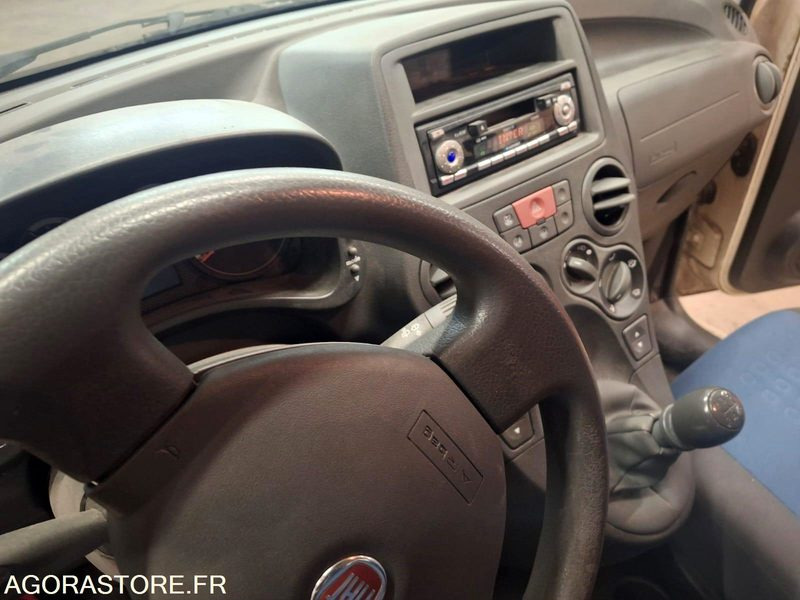 Car FIAT PANDA  BI CARBURATION: picture 9
