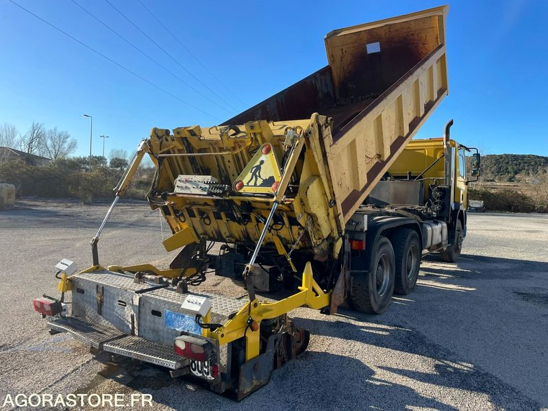 FINISSEUR D’INTERVENTION RAPIDE - DAF - FIR 3000 - 2003 / 335000 KM - Asphalt distributor: picture 4 FINISSEUR D’INTERVENTION RAPIDE - DAF - FIR 3000 - 2003 / 335000 KM - Asphalt distributor: picture 4