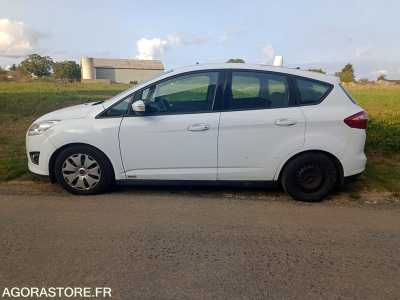 FORD CMAX 1.6 TDCI - 2013 - 105865KM - NON ROULANT - MOTEUR A REMPLACER - Hatchback: picture 2 FORD CMAX 1.6 TDCI - 2013 - 105865KM - NON ROULANT - MOTEUR A REMPLACER - Hatchback: picture 2