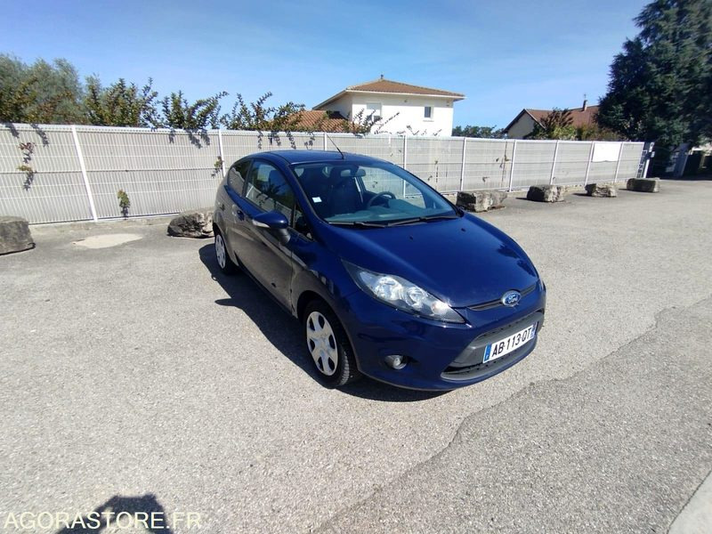 FORD FIESTA 1.4 TDCI DIESEL - ANNEE 2009 - 168000 KMS - 5 PLACES - Car: picture 1 FORD FIESTA 1.4 TDCI DIESEL - ANNEE 2009 - 168000 KMS - 5 PLACES - Car: picture 1